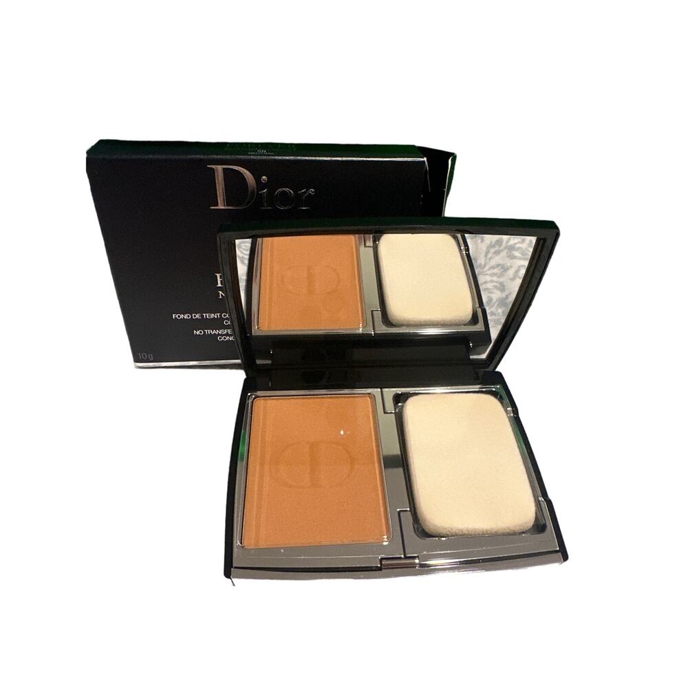 Dior forever natural velvet 5N no transfer longwear compact foundation